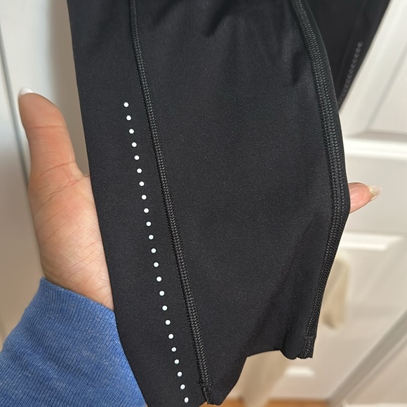 LULULEMON TRAIN TIMES NWOT - Picture 2 of 3